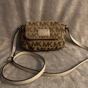 Michael Kors Logo crossbody